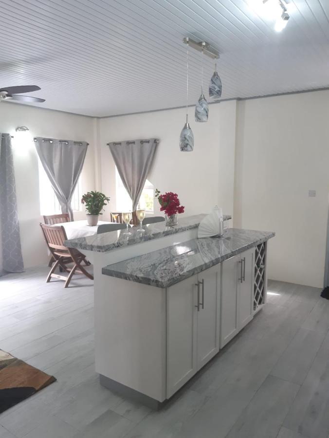 Tranquility Suites- Feels Like Home Choiseul Eksteriør bilde