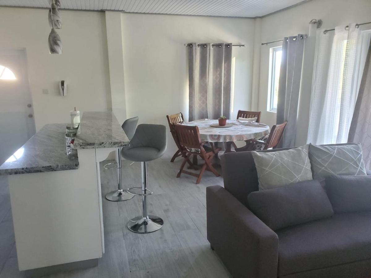 Tranquility Suites- Feels Like Home Choiseul Eksteriør bilde