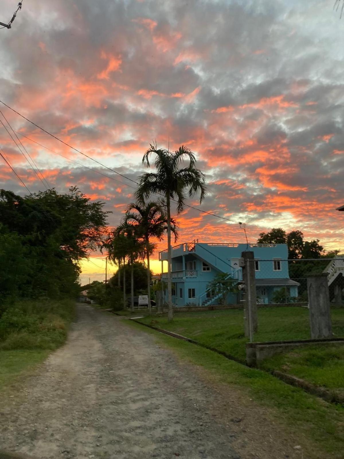 Tranquility Suites- Feels Like Home Choiseul Eksteriør bilde